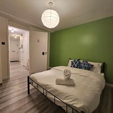 London Mile End Rooms Eksteriør billede